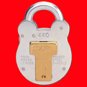 SQUIRE 440 Padlock PEF5 | NEXT DAY | DeskKeys.Biz